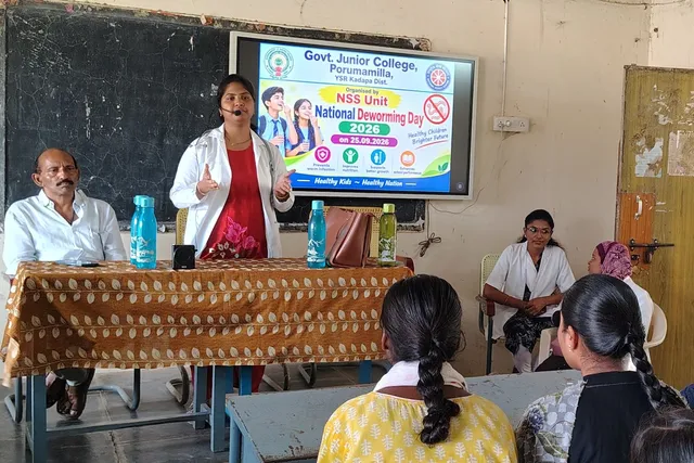 నులిపురుగుల నివారణపై విద్యార్థులకు అవగాహన