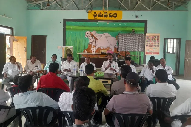 విజయదశమి వేళ ఉద్యోగులకు ఘన సన్మానం