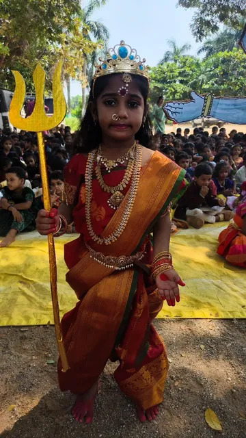 చీపురుపల్లి విజ్ఞాన్ పాఠశాలలో ఘనంగా దసరా సంబరాలు చీపురుపల్లి విజ్ఞాన్ పాఠశాలలో ఘనంగా దసరా సంబరాలు