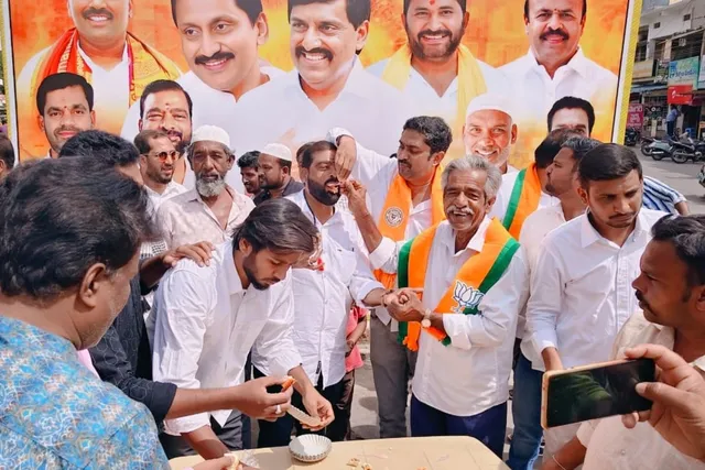 పుంగనూరులో ఘనంగా ఎమ్మెల్యే నల్లారి కిషోర్ కుమార్ రెడ్డి జన్మదిన వేడుకలు