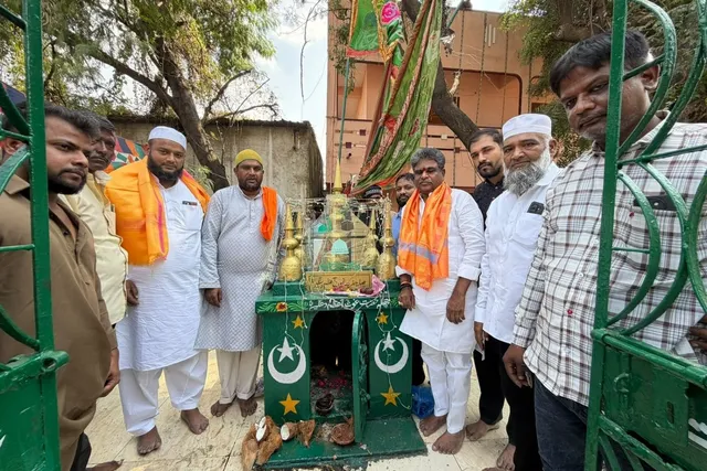 శాంతి, సౌభ్రాతృత్వంతో కలిసి మెలిసి జీవించాలి.. నర్సింహ యాదవ్