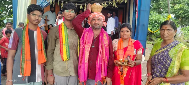 మట్టి వినాయకుడితో పర్యావరణ పరిరక్షణ..మందమర్రిలో వినూత్న వేడుకలు