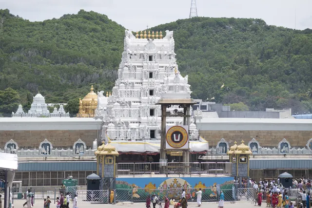 ఈ నెల 19న శ్రీవారి ఆర్జిత సేవా టికెట్ల డిసెంబర్‌ కోటా విడుదల