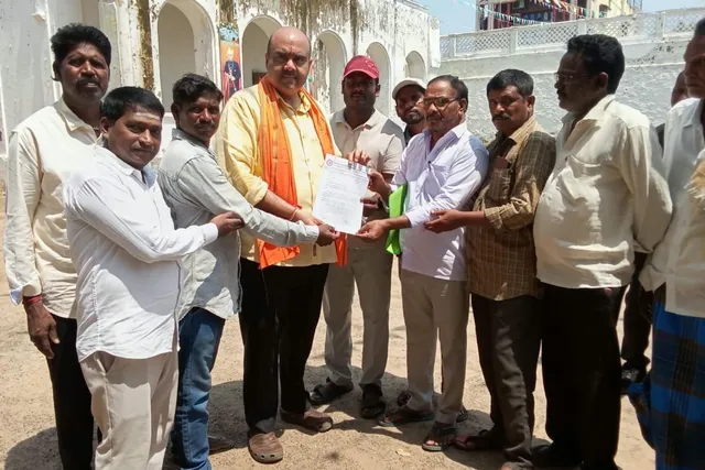 నాయీ బ్రాహ్మణుల సమస్యలపై ఎమ్మెల్యేకు వినతి