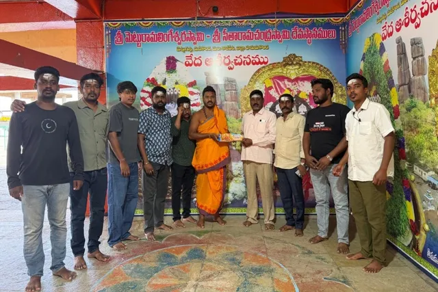దుర్గామాత నవరాత్రుల ఉత్సవాలకు అంకురార్పణ, రశీదు పుస్తకం ఆవిష్కరణ
