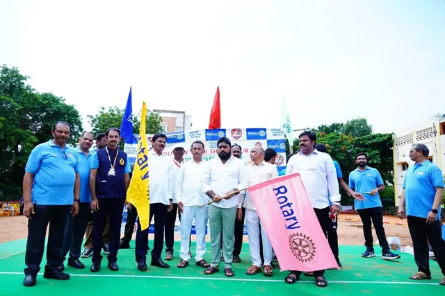 యువతలో సేవాభావం, క్రీడాస్ఫూర్తి పెంచాలి.. మాదల చైతన్య