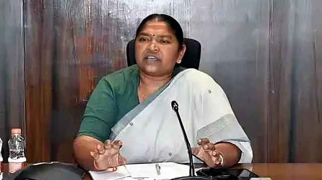 తెలంగాణలో జీపీ, మహిళా సంఘాల భవనాల నిర్మాణం వేగవంతం: మంత్రి సీతక్క