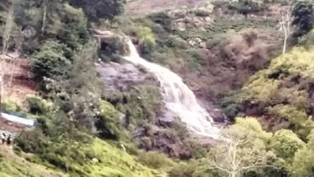 உயிலட்டி நீர்வீழ்ச்சியில் சுற்றுலா பயணிகள் குளிக்கத் தடை