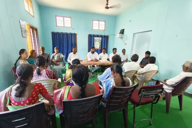 సంకేపల్లిలో గ్రామ పరిశుభ్రతపై ప్రత్యేక సమావేశం