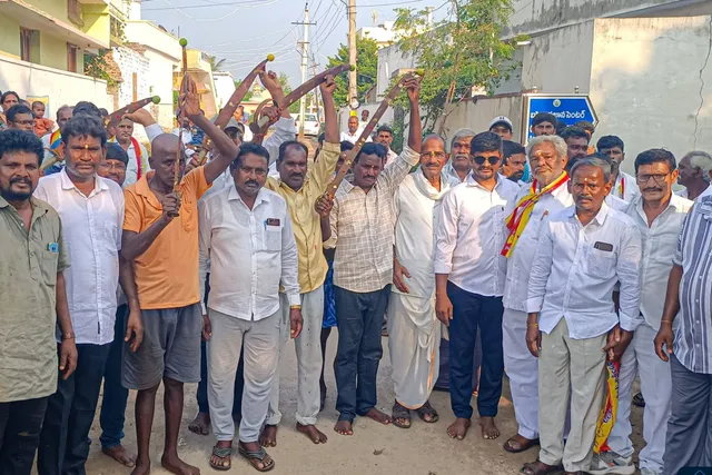 ఖమ్మంలో భక్తిశ్రద్ధలతో ముదిరాజ్ సంఘం ఆయుధ పూజ
