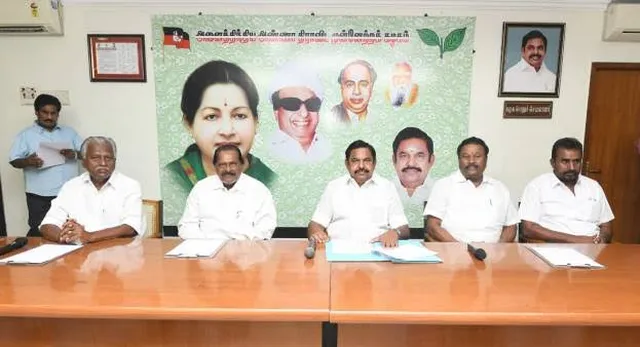 இபிஎஸ்-ஐ ஓரங்கட்ட தயாராகும் 20 எம்எல்ஏக்கள்?