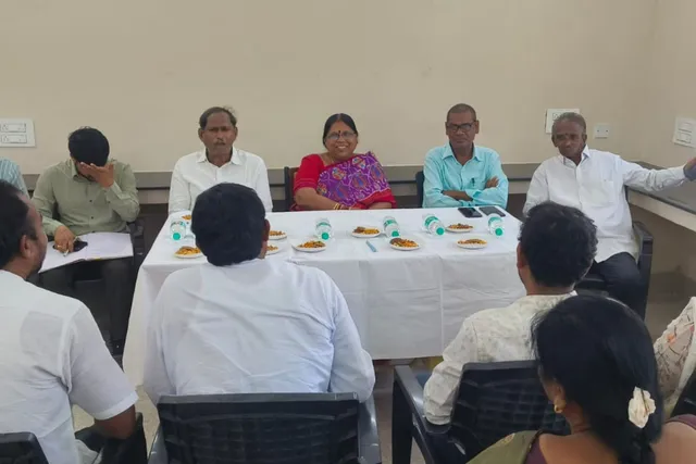 పేద ప్రజల ఆరోగ్య పరిరక్షణ ప్రభుత్వ ధ్యేయం పేద ప్రజల ఆరోగ్య పరిరక్షణ ప్రభుత్వ ధ్యేయం