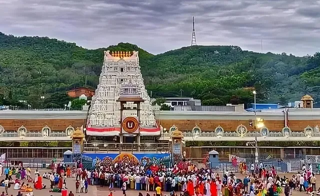 శ్రీవారి సర్వదర్శనానికి 24 గంటల సమయం శ్రీవారి సర్వదర్శనానికి 24 గంటల సమయం