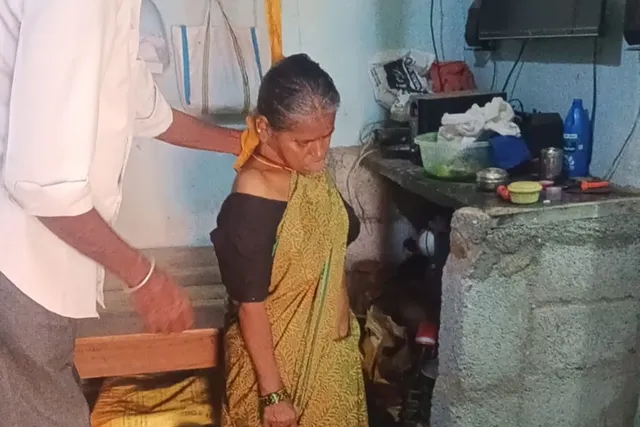 పక్షవాతం, ఆర్థిక ఇబ్బందులతో మహిళ ఆత్మహత్య