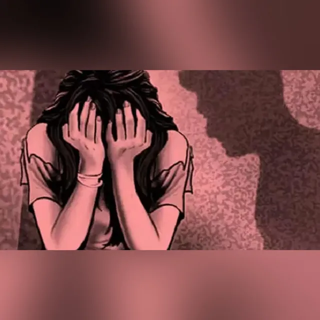 విద్యార్థినులతో అసభ్యంగా ప్రవర్తించిన పీడీ.. పోక్సో కేసు నమోదు