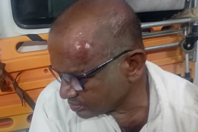 బోనకల్ లో కారు ఢీకొని దిచక్ర వాహనదారునికి గాయాలు