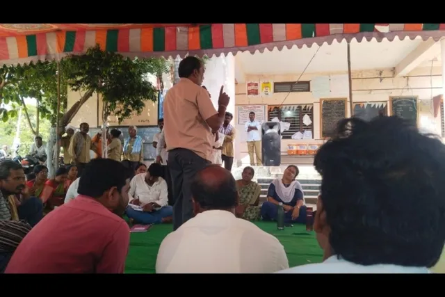 నూతన బ్రిడ్జి నిర్మాణంలో జాప్యం.. ప్రభుత్వం దృష్టికి తీసుకెళ్లాలని తీర్మానం