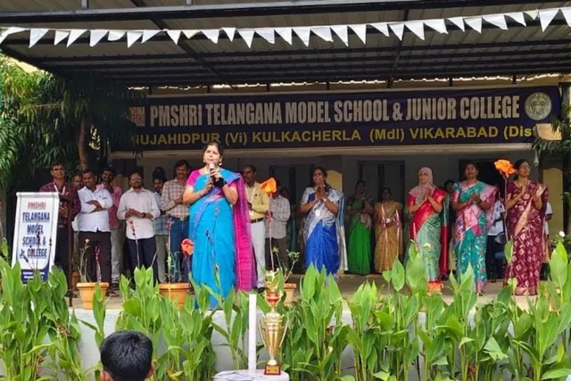 విద్యార్థులు లక్ష్య సాధనకు పట్టుదలతో కృషి చేయాలి.. శ్రీదేవి