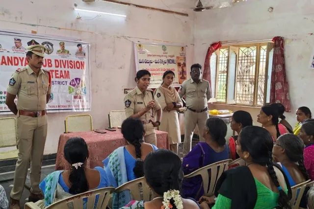 బడి ఈడు పిల్లలను బడిలో చదివించాలి నంద్యాల ఏ ఎస్ పి