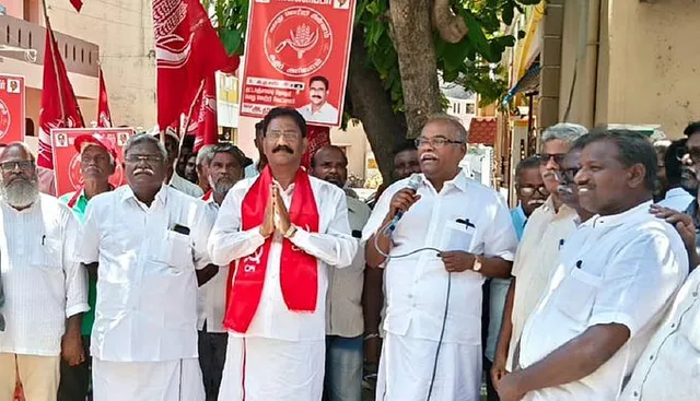 மக்களைத் திரட்டி இடதுசாரிகள் போராட்டம் நடத்தும் - கே.பாலகிருஷ்ணன் எச்சரிக்கை மக்களைத் திரட்டி இடதுசாரிகள் போராட்டம் நடத்தும் - கே.பாலகிருஷ்ணன் எச்சரிக்கை
