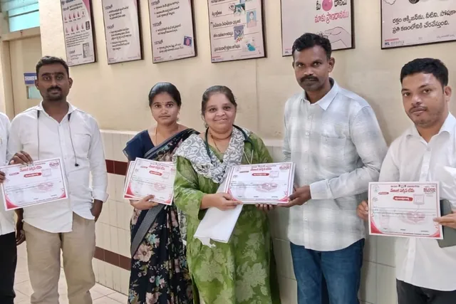 రక్తదాతలకు రూ. లక్ష ప్రమాద భీమా రక్తదాతలకు రూ. లక్ష ప్రమాద భీమా